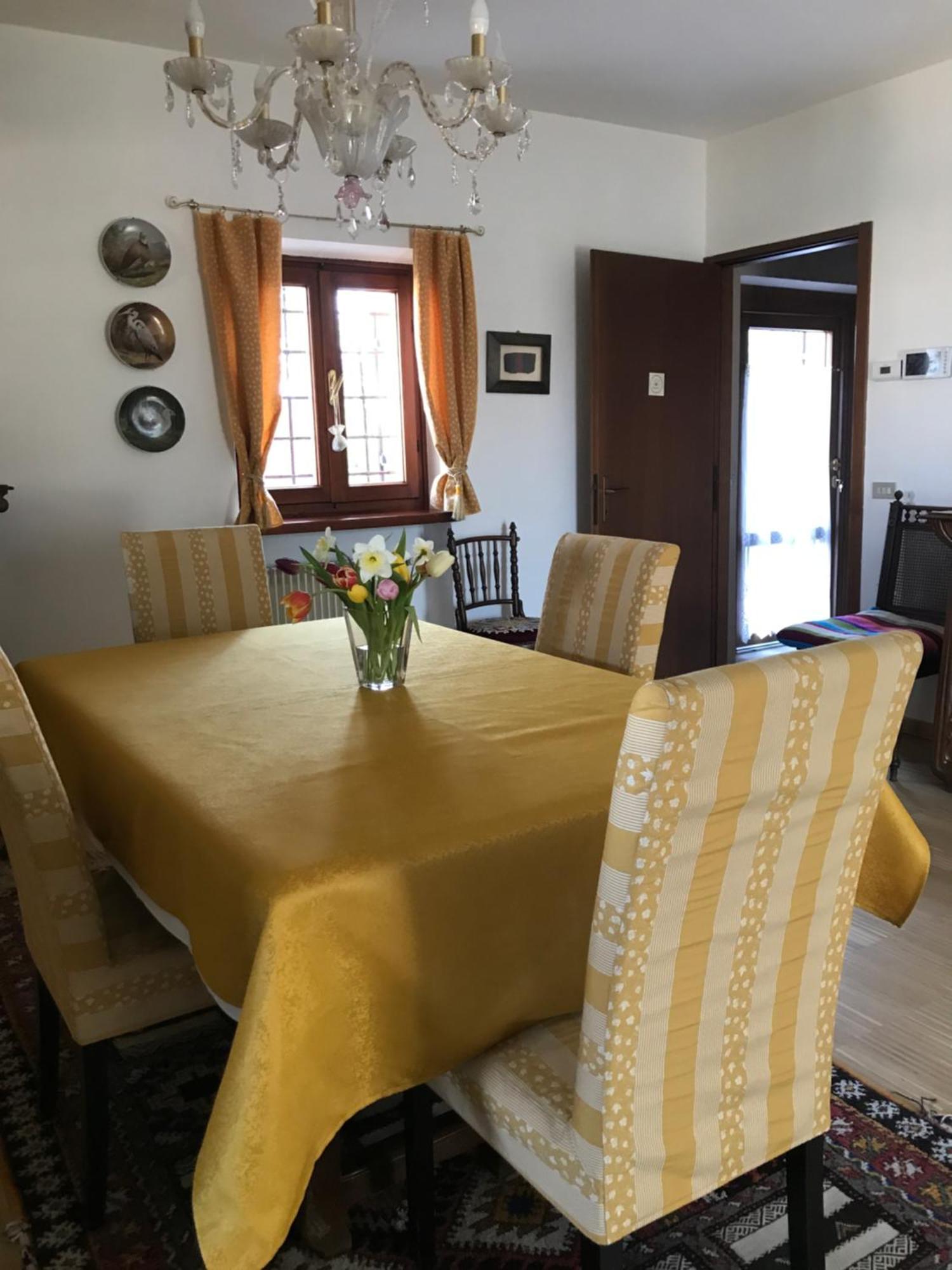 Una Casa Di Campagna Дособуоно Екстериор снимка